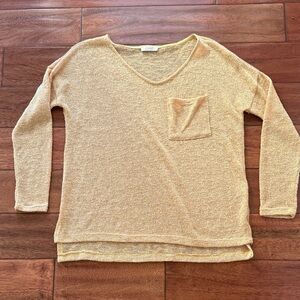 Oddy V-Neck Sweater in Mustard Size Small